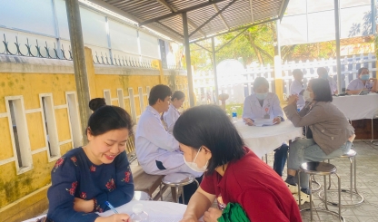 400 phụ nữ Vĩ Dạ & Kim Long được tiếp cận cơ hội sàng lọc ung thư vú miễn phí