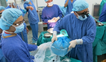 Khối gan tim từ người chết não ở TP HCM ghép cho bệnh nhân Hà Nội